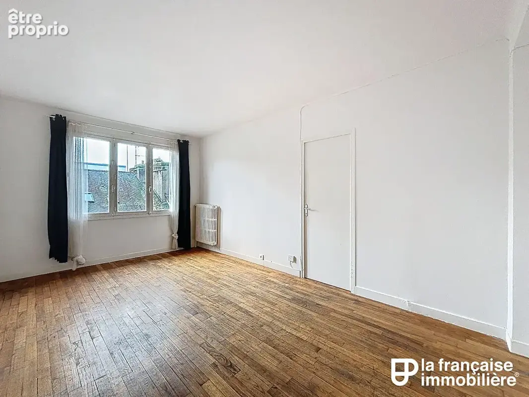 Appartement Type 3 - à vendre - 67.7m² - Centre historique - Grenier - photo 2