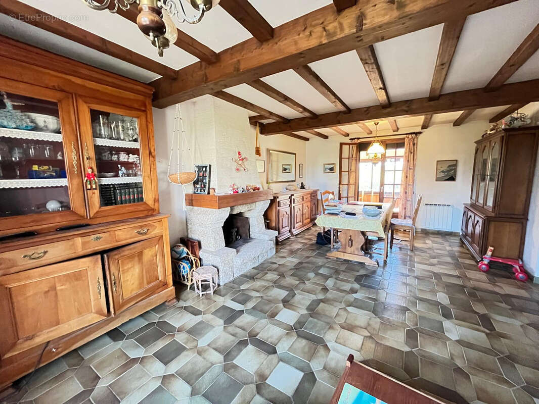 Maison à CORSEUL