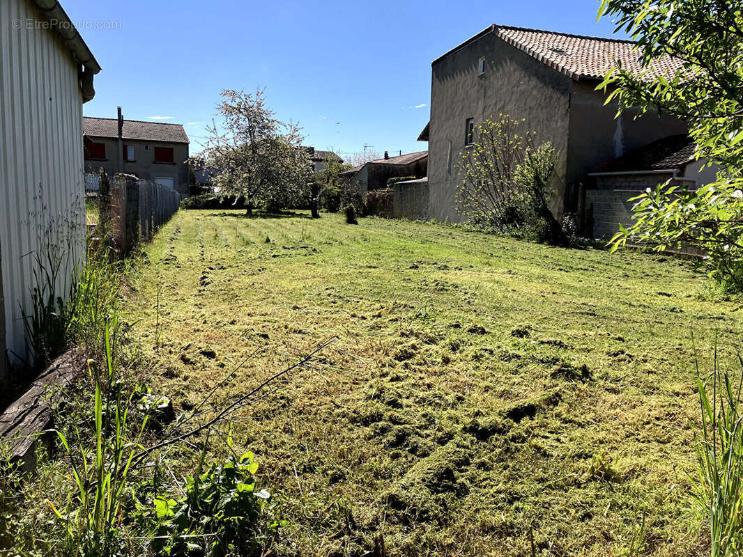Maison familiale avec fort potentiel 152 m² sur terrain de 1 526 m²  Saint-Juéry - photo 12