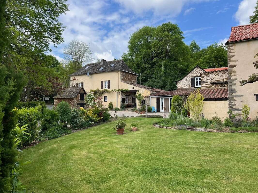 Maison à MONTIRAT