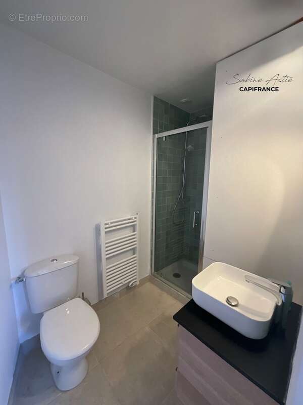 Maison de village en Pierres Dorées - 4 chambres, terrasse, jardin privatif et cave au cœur de Theizé - photo 7