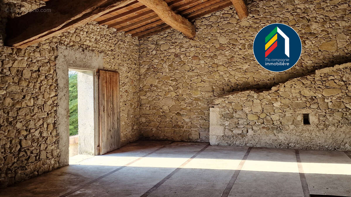 Maison à MARSANNE