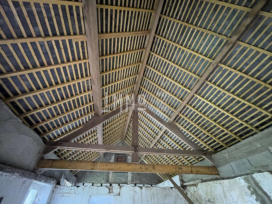 Maison à COURDEMANCHE
