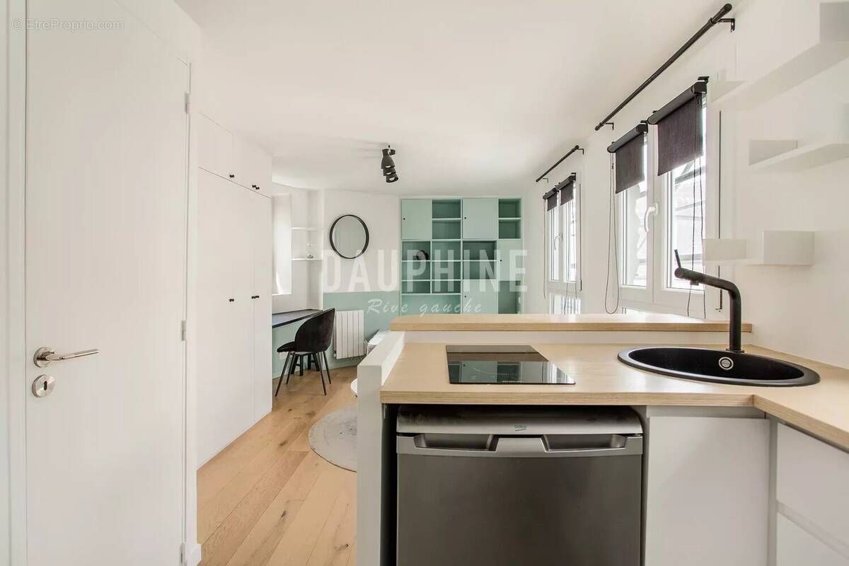 Appartement à PARIS-6E