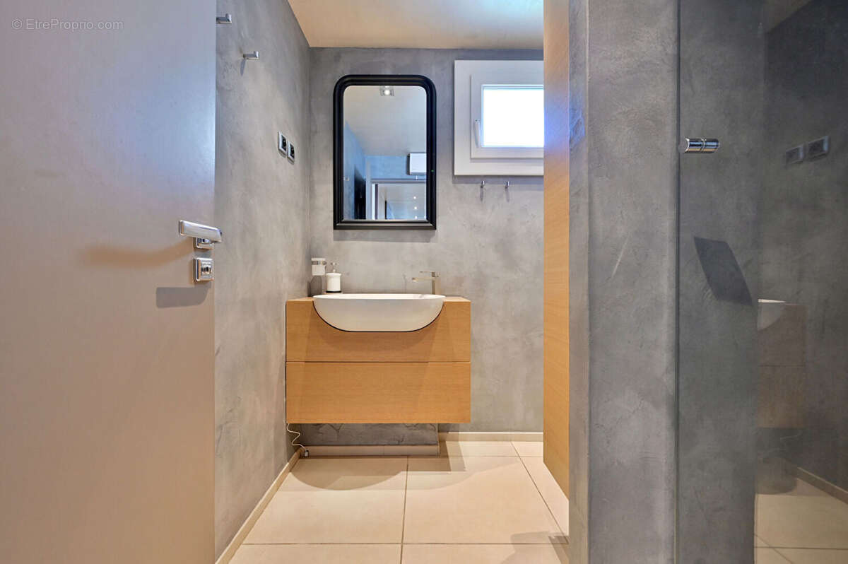 Appartement à MARSEILLE-12E