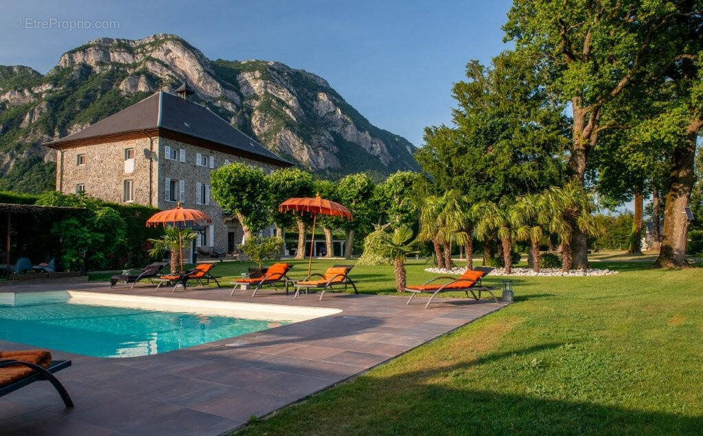 Maison à LES MARCHES