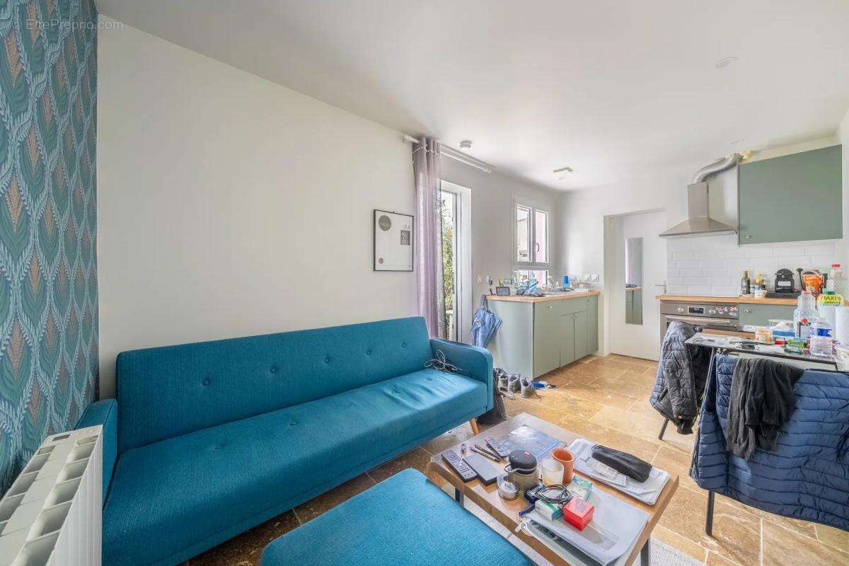 Maison à SAINT-CIERS-SUR-GIRONDE