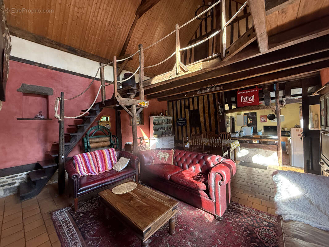 Maison à ISIGNY-LE-BUAT