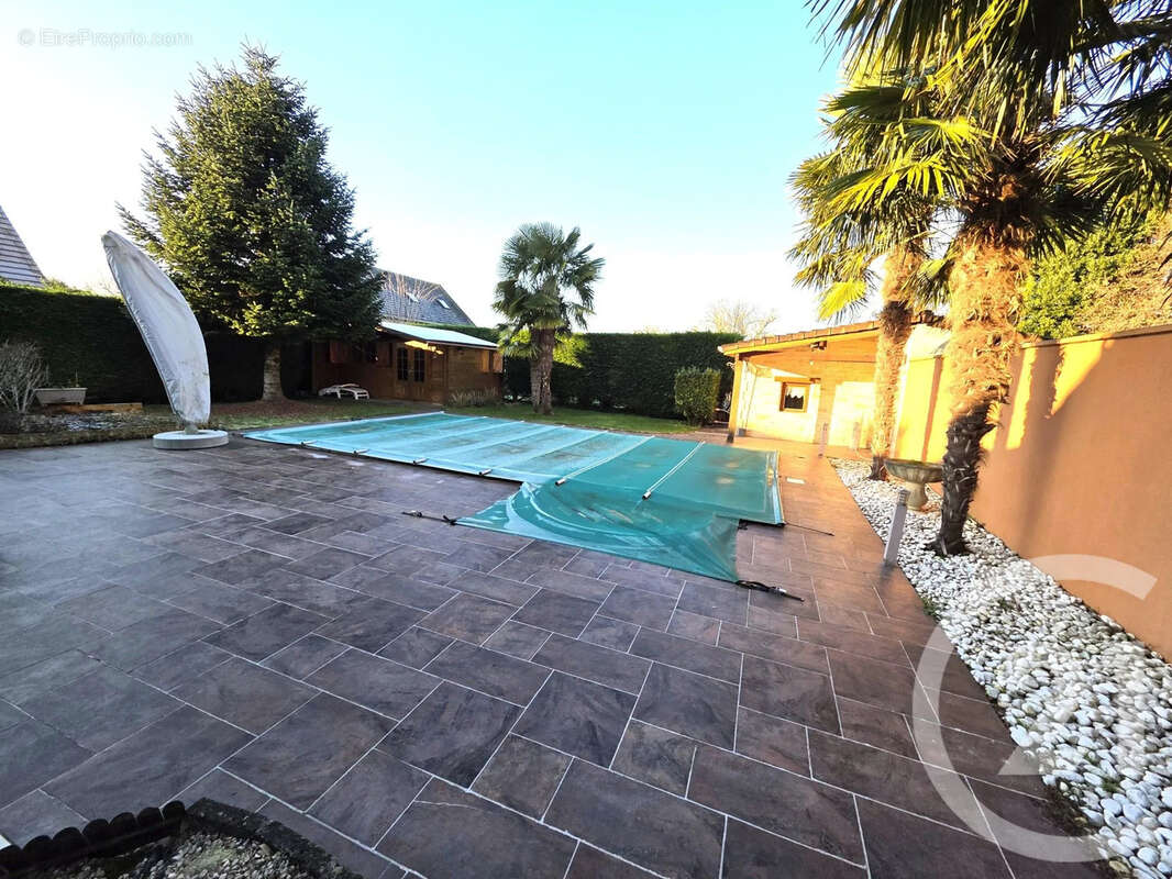 Maison à CLAYE-SOUILLY