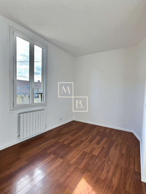 Appartement à CORBEIL-ESSONNES