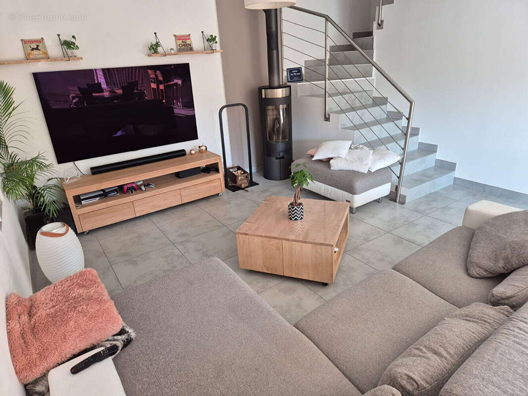 Maison à JONQUERETTES