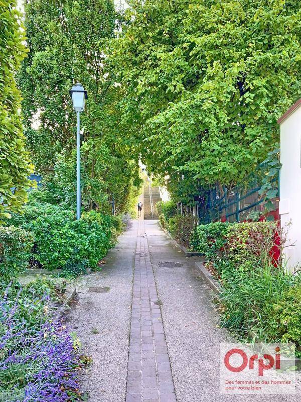 Maison à ISSY-LES-MOULINEAUX