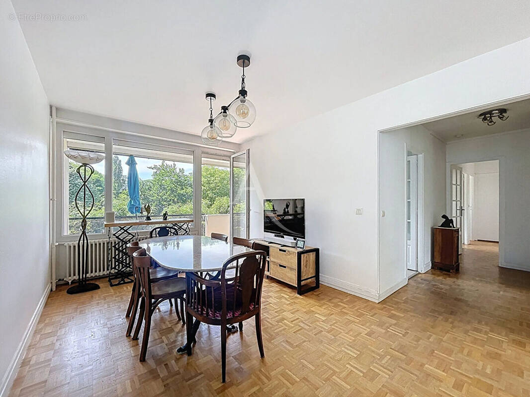 Appartement à SAINT-GERMAIN-EN-LAYE