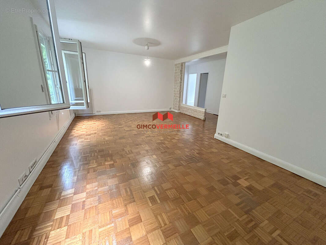 Appartement à BOUGIVAL