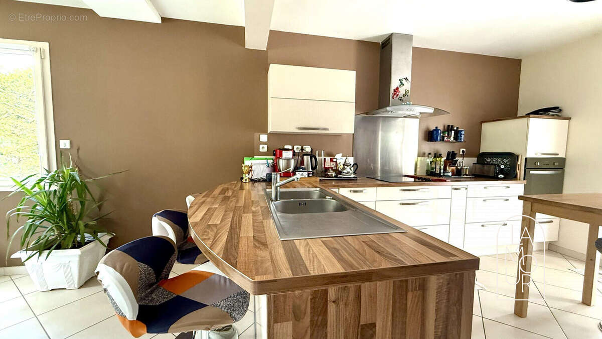 Maison 152 m² à Neuilly-Les-Dijon  - photo 3