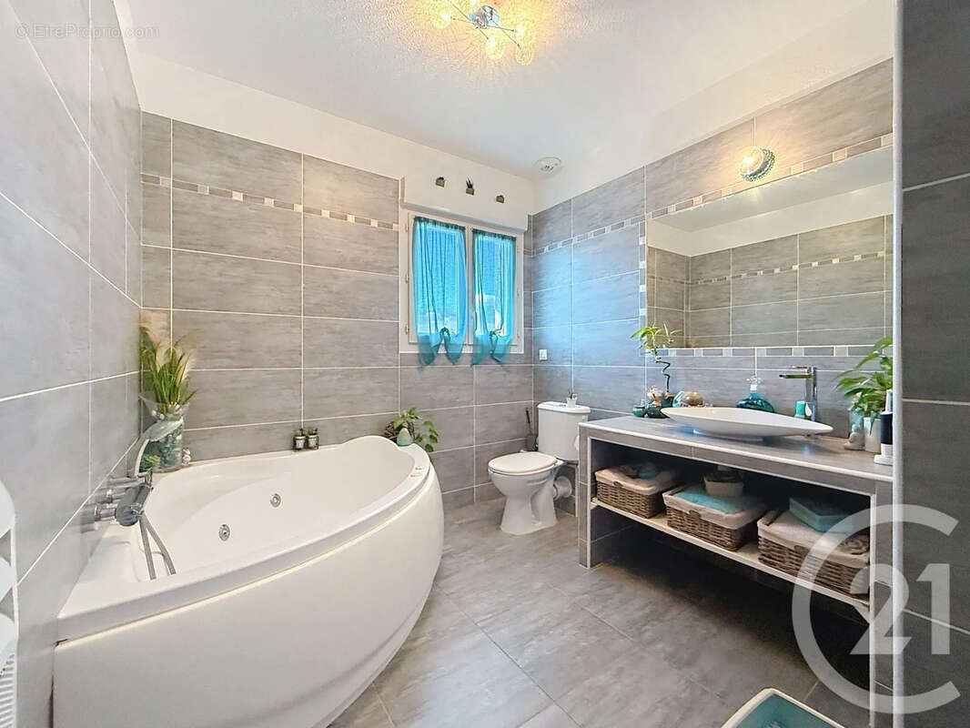 Appartement à PENTA-DI-CASINCA