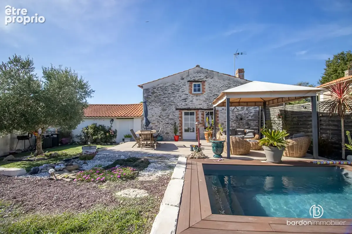 Photo Maison à La Garnache au prix de 247 925€