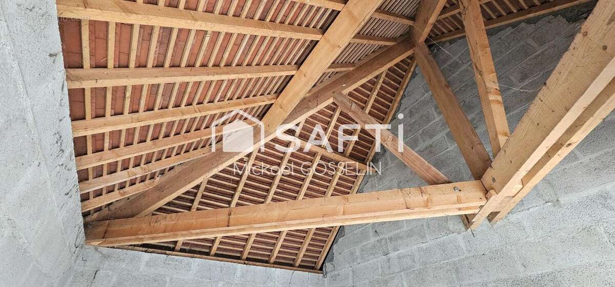 Photo 4 - Parking à BLONVILLE-SUR-MER