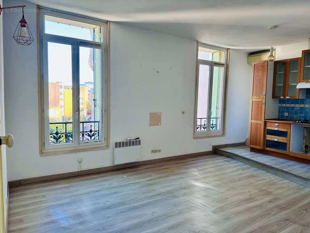 Appartement à HYERES