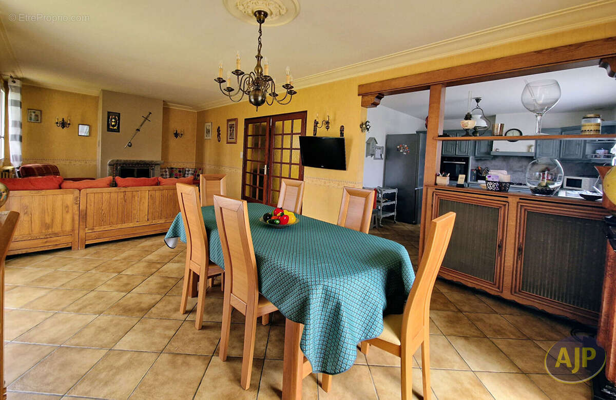 Maison à GORGES