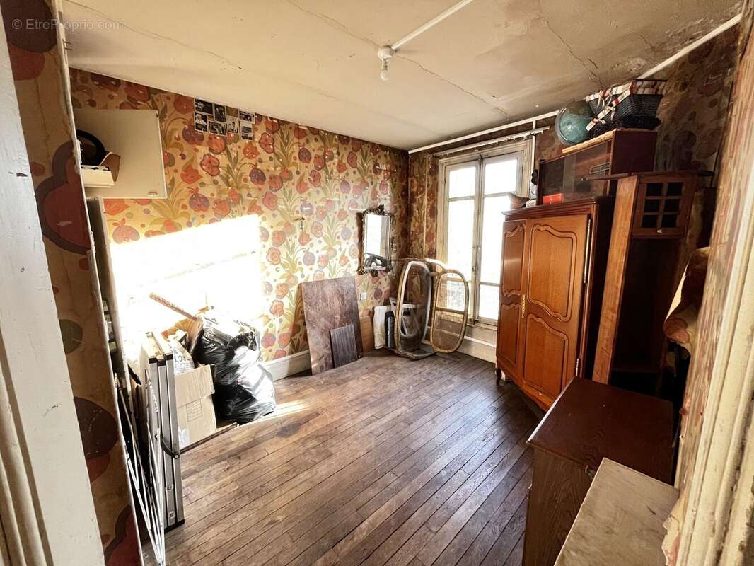Appartement à CLICHY