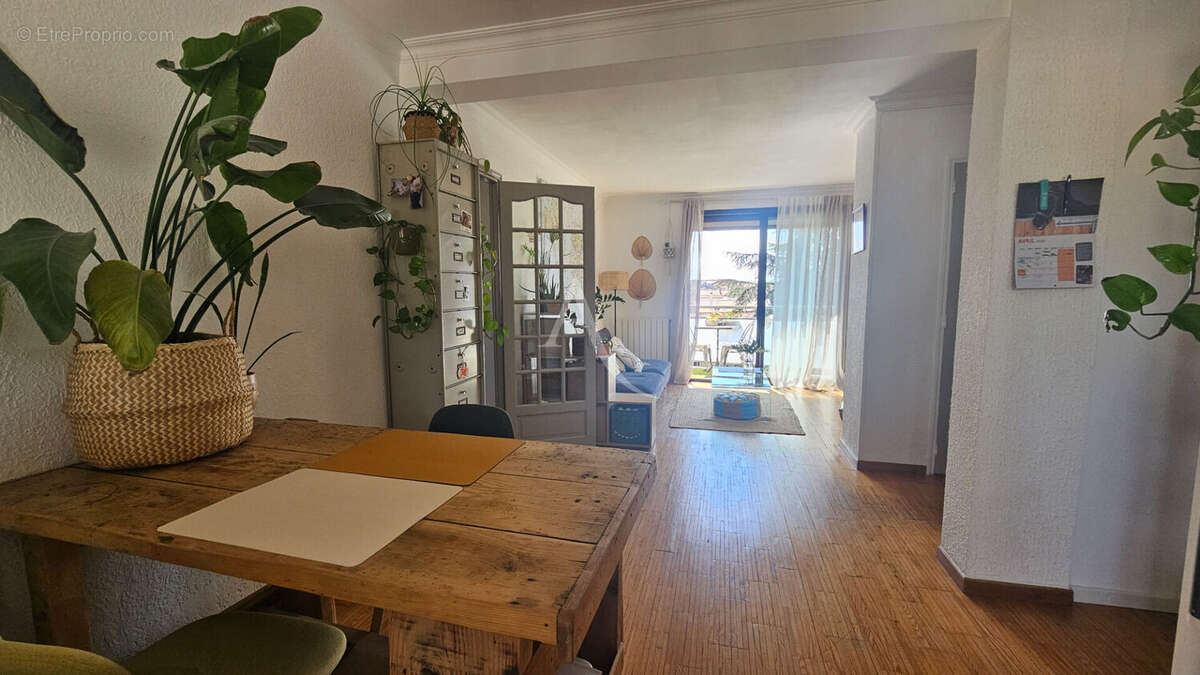 Appartement à NIMES