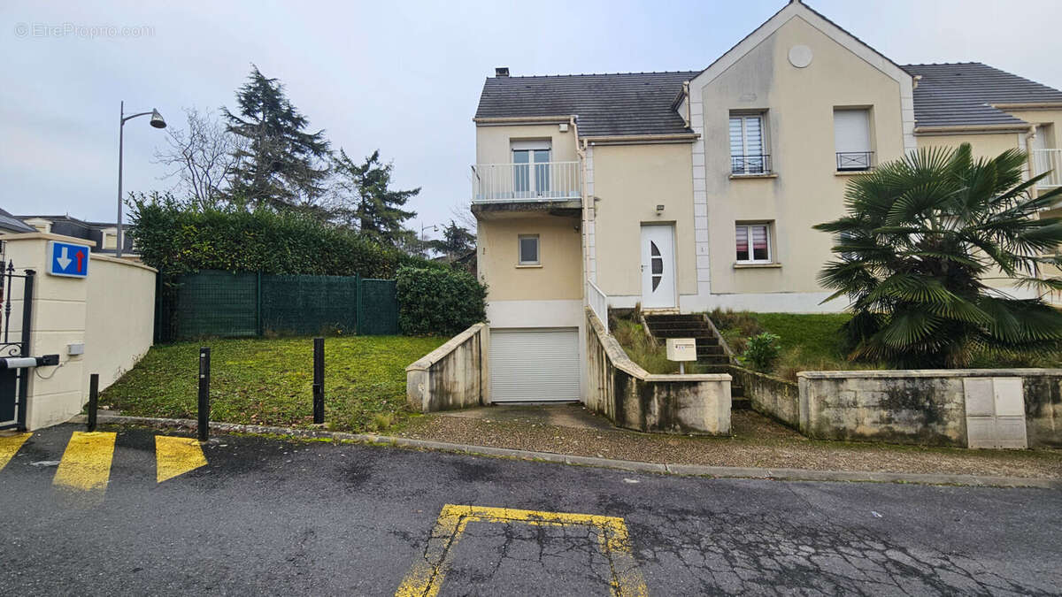 Maison à LONGJUMEAU