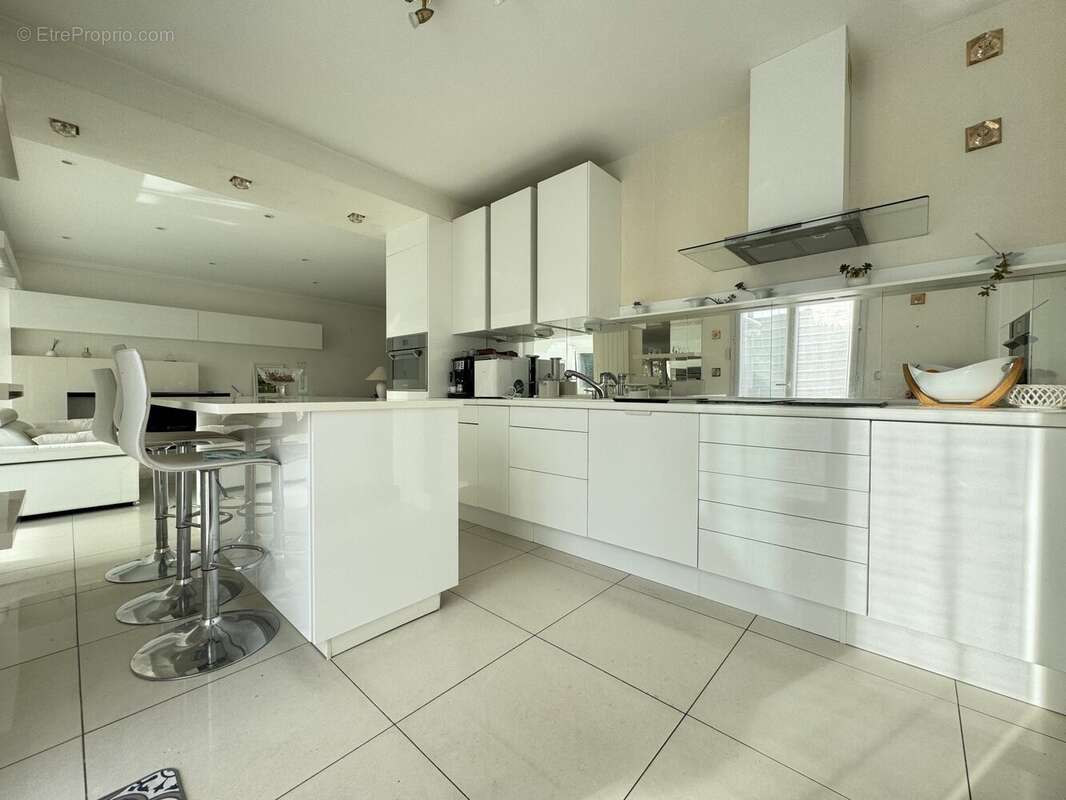 Maison à SAINT-GERMAIN-LES-CORBEIL