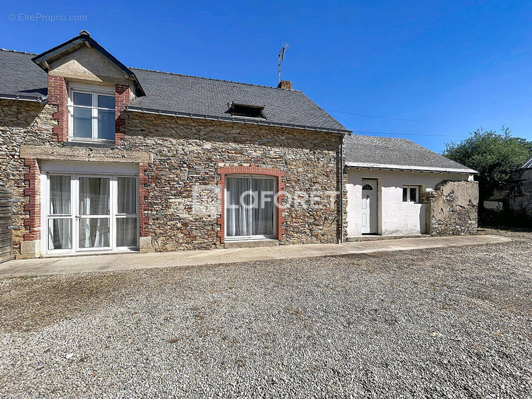 Maison à AVESSAC