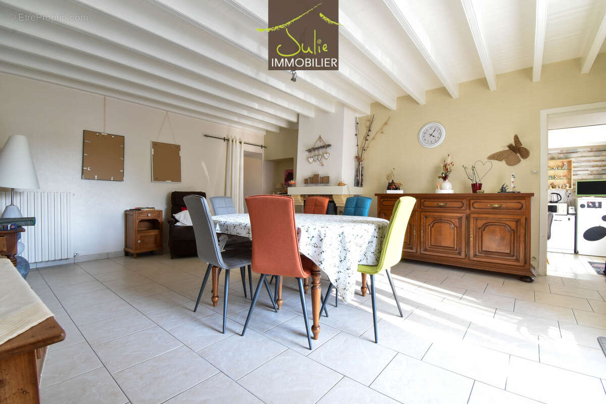 Maison à SAINT-ANDRE-SUR-SEVRE