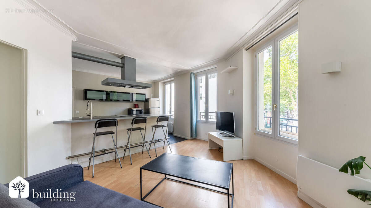 Appartement à PARIS-17E