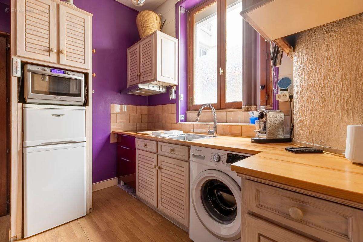 Appartement à PARIS-10E