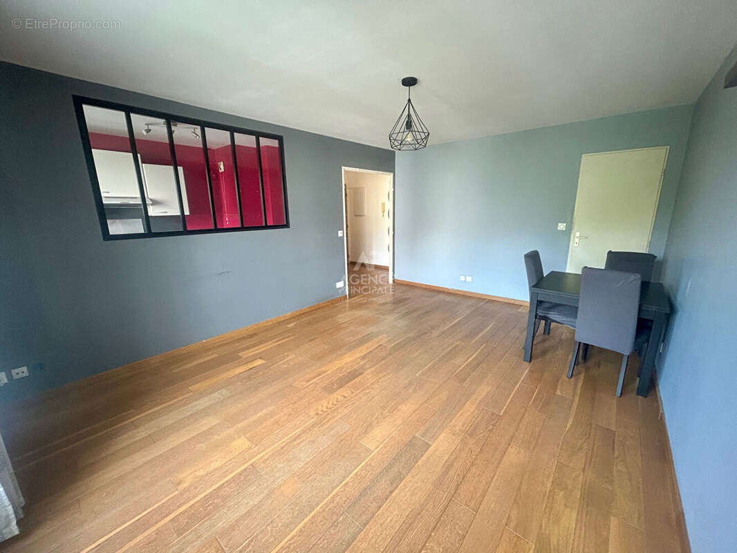 Appartement à CARRIERES-SOUS-POISSY