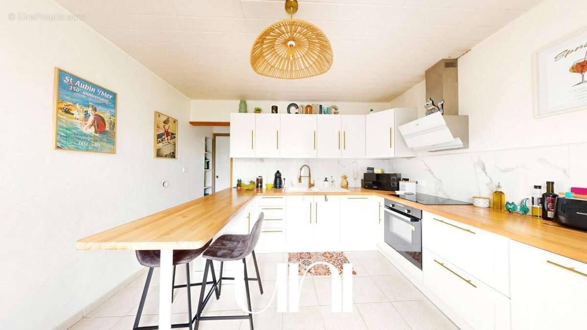 Maison à FONTENAY-LE-PESNEL