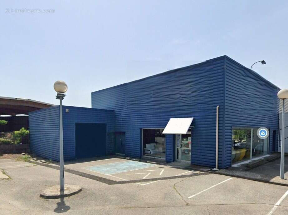 Commerce 934 m² à Bourg-De-Peage  - photo 2