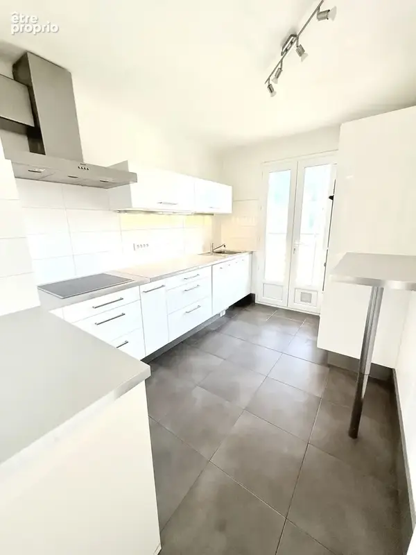 Magnifique T3 de 60m2 avec balcon - photo 8