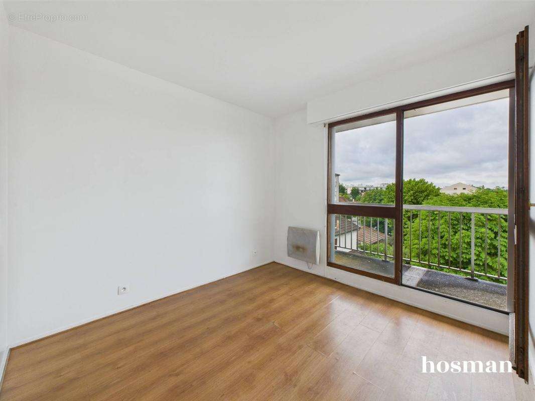 Appartement à SAINT-MAUR-DES-FOSSES