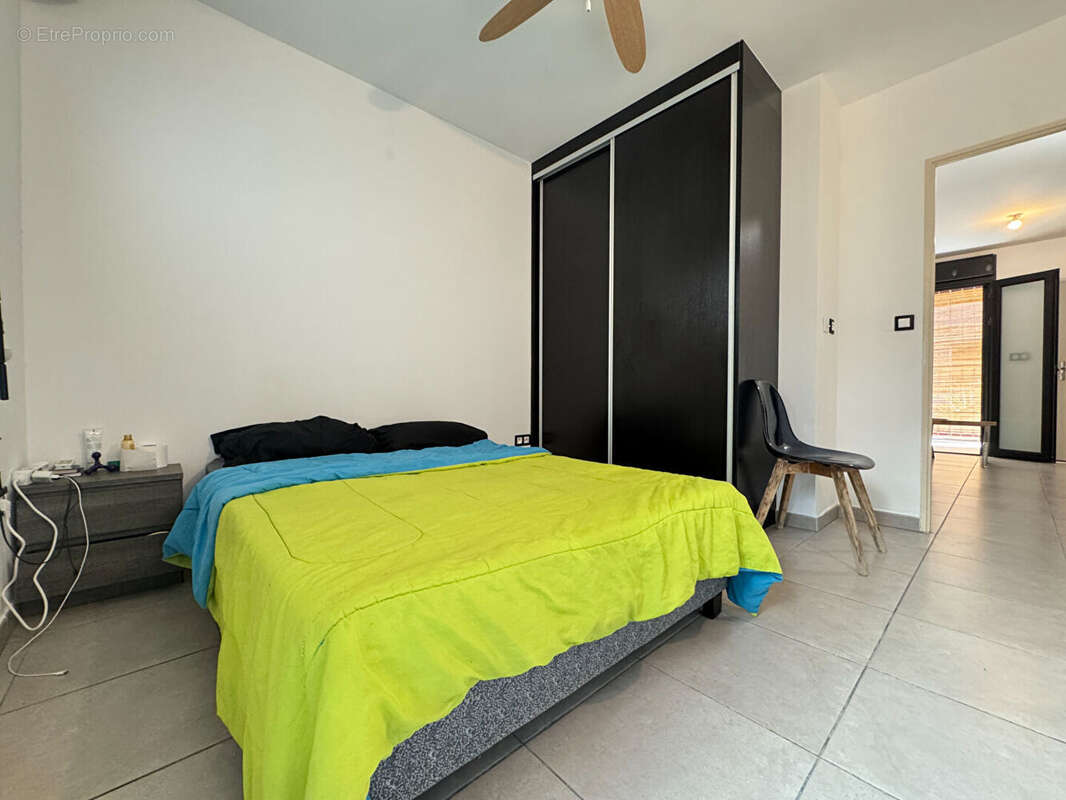 A VENDRE - Saint-Denis centre-ville - Appartement T2 avec jardin proche du Jardin de l'Etat - photo 15