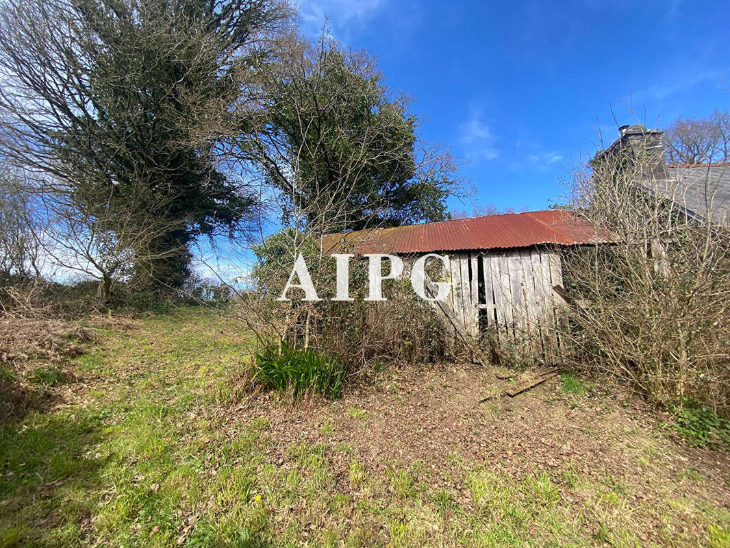 Terrain à LESCOUET-GOUAREC