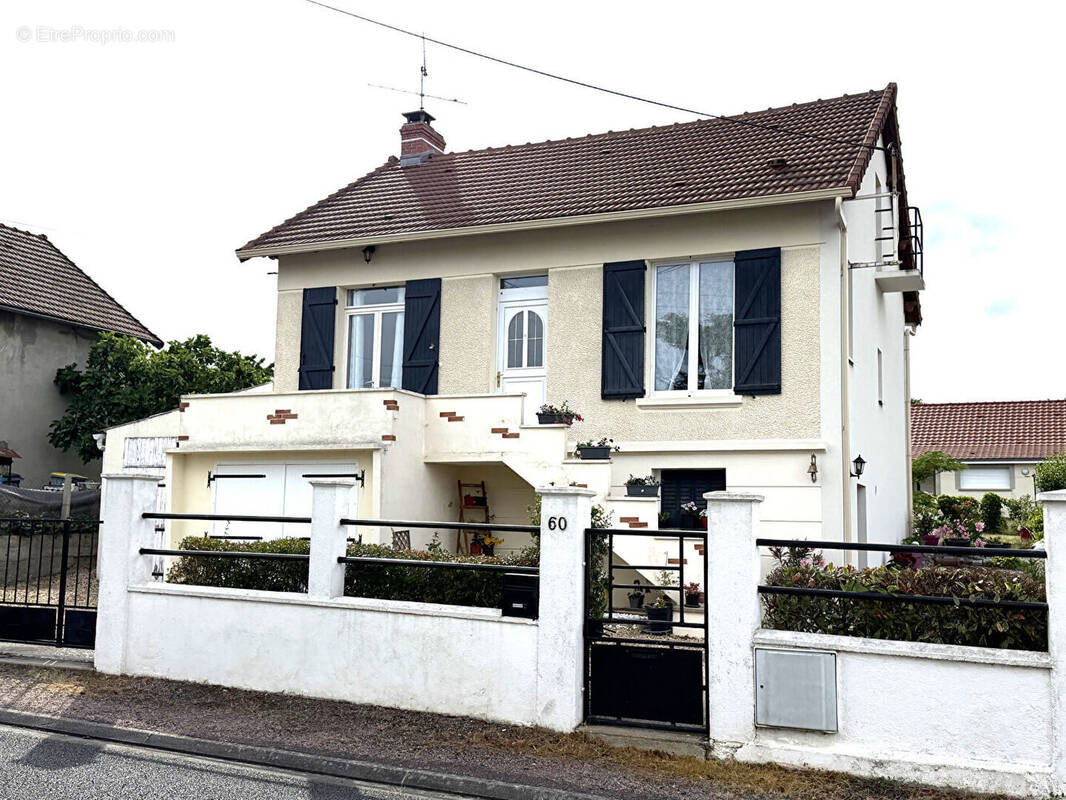 Maison à DOMERAT