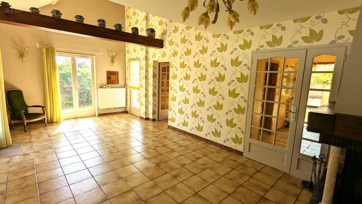 Maison à VILLEY-SAINT-ETIENNE