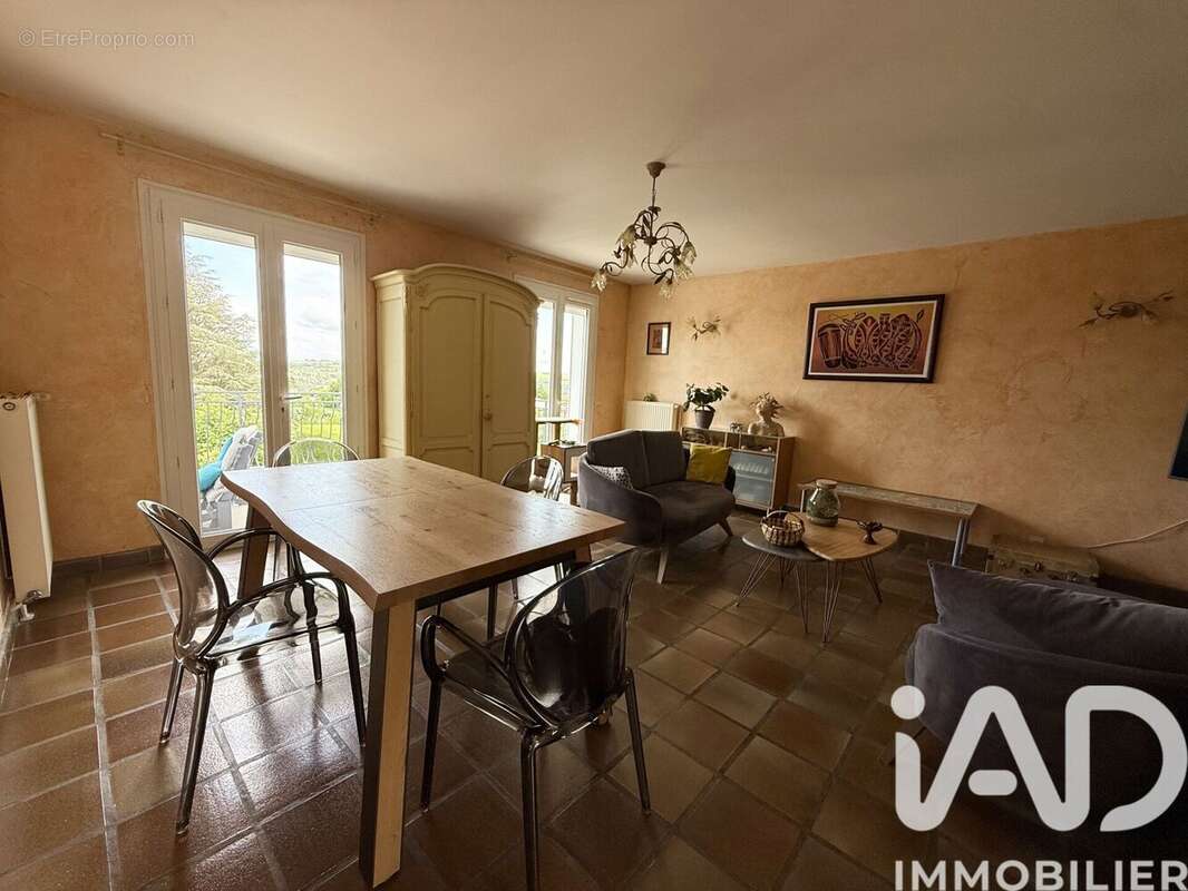 Photo 4 - Maison à SAINT-CYR-SUR-LE-RHONE