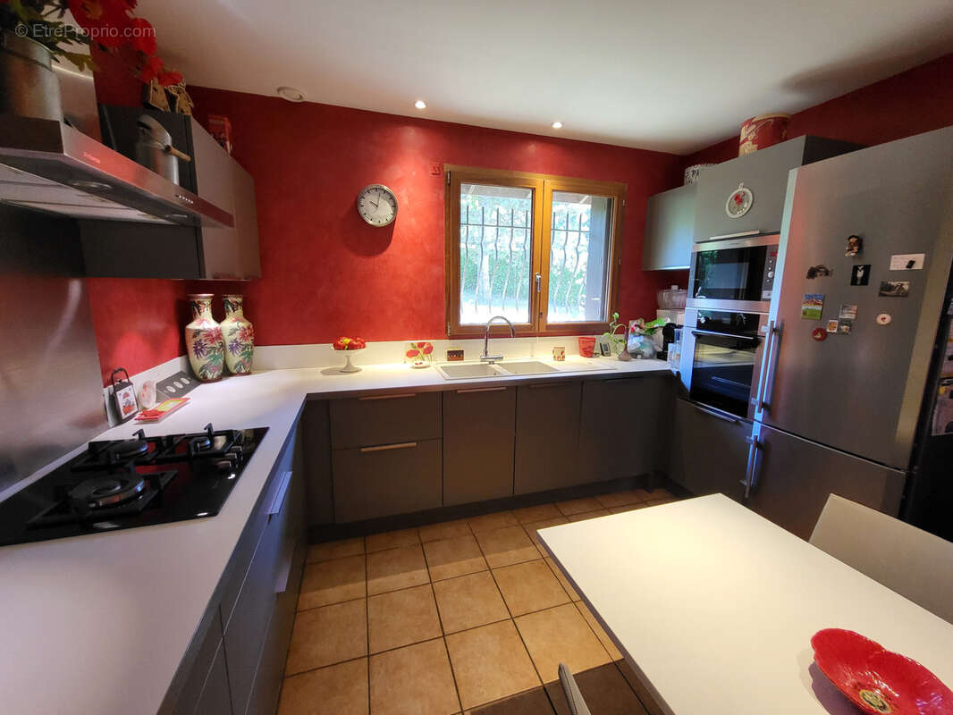 Maison à NEUVILLE-SUR-SAONE