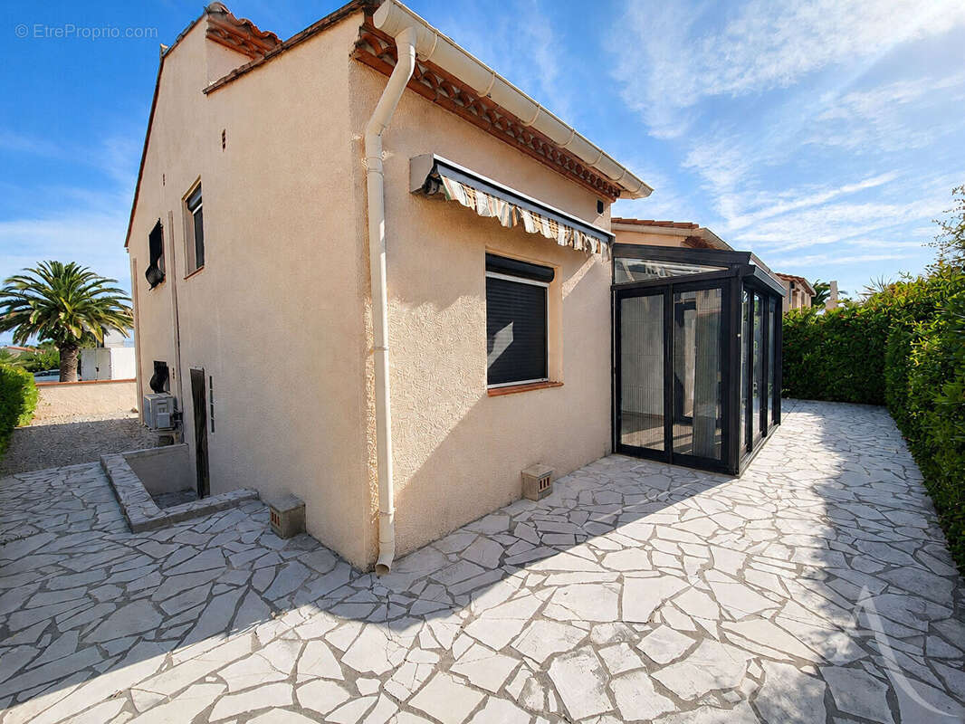 Maison  - 4 chambres - garage et véranda  -  Saint Cyprien - photo 13