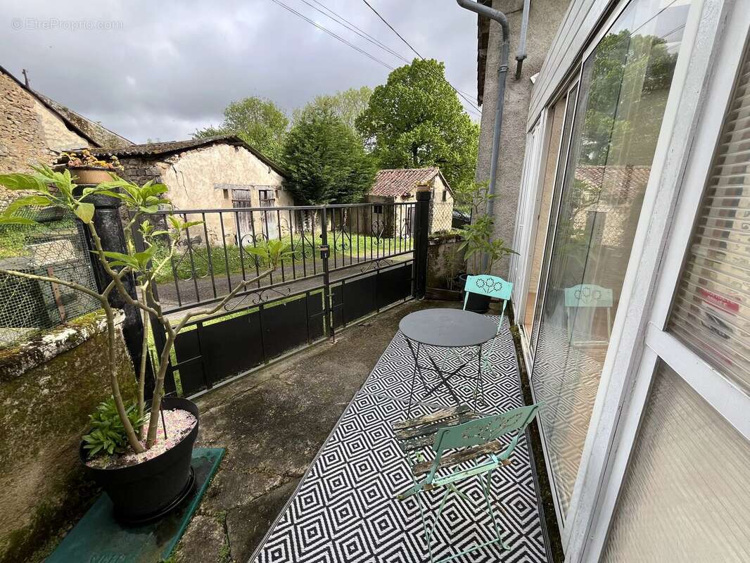 Maison atypique dans un hameau au calme proche de commodités - photo 15