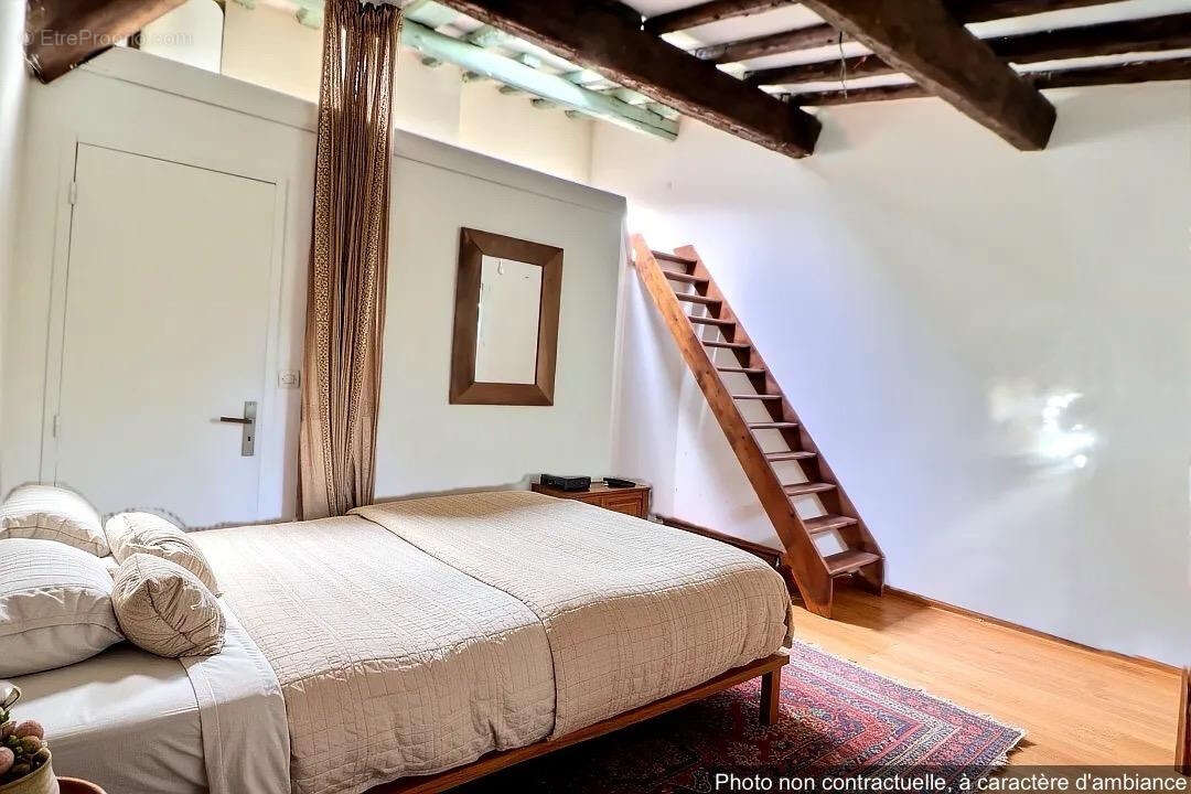 Maison à SAINT-BRES