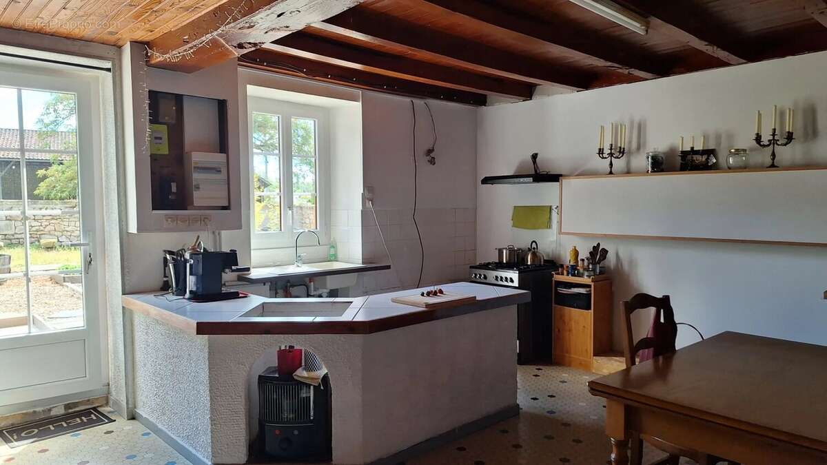 Maison à VOUTHON