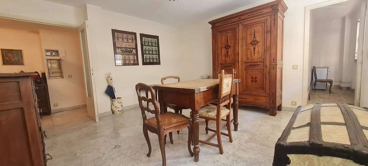 Appartement à MENTON