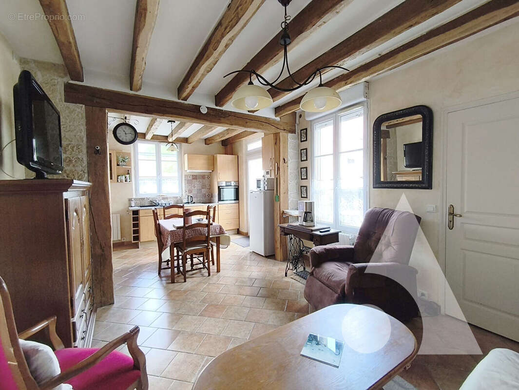 Maison à CREPY-EN-VALOIS