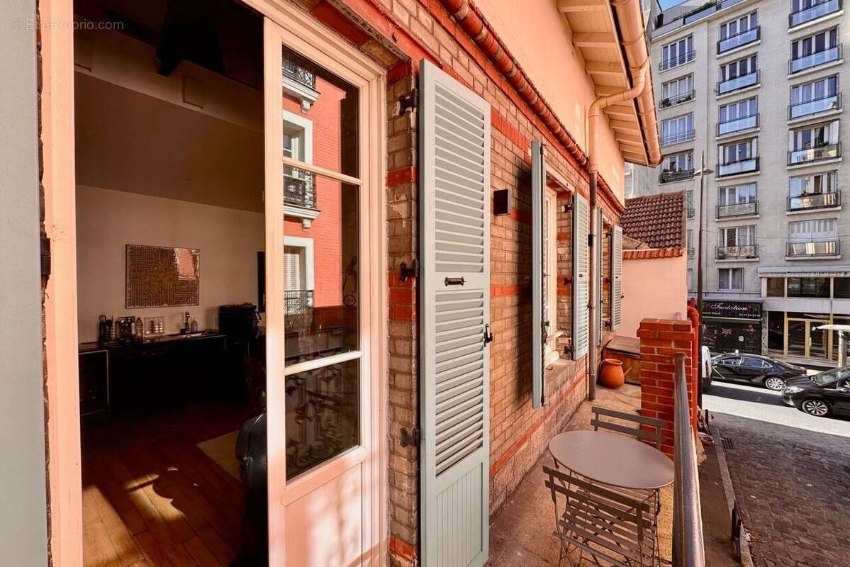 Maison à PARIS-14E
